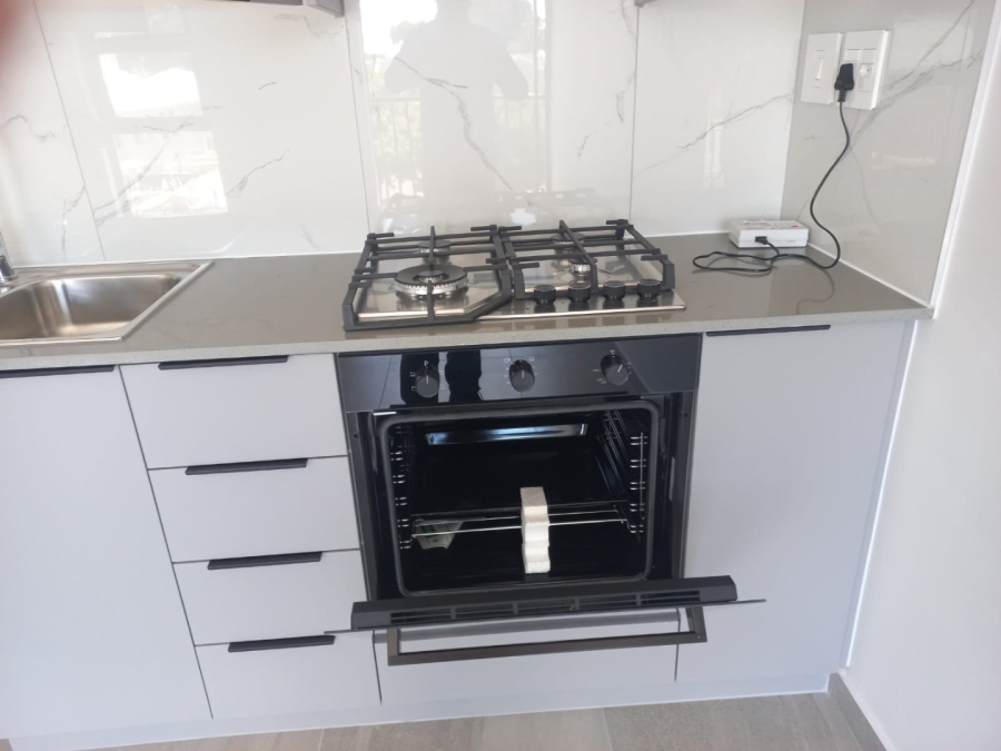 1 Bedroom Property for Sale in Table View Western Cape